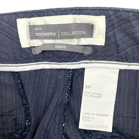 Dockers Ideal Fit Trouser Capri Women's size 8P Dark Wash Blue Denim Jeans - Picture 4 of 4